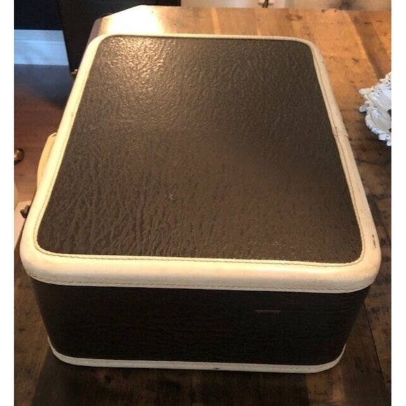 VINTAGE 1940's WARREN LEATHER TRAIN TRAVEL VANITY LUGGAGE CASE & SUPPLIES USA - Picture 6 of 11